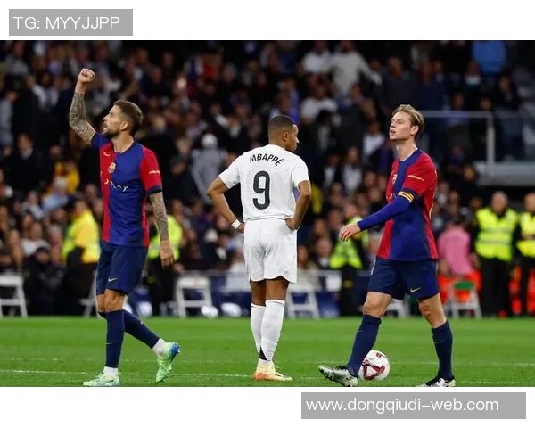 中超经典对决巴萨与皇马激战成平补时进球引发全场狂欢