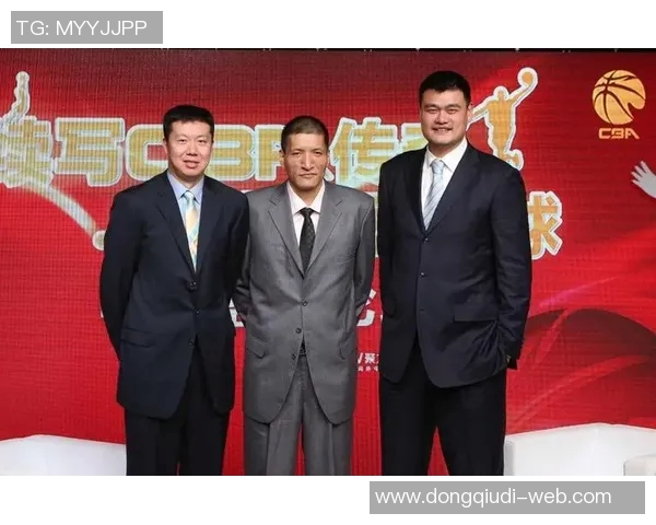 王治郅对姚明的态度引发热议背后的篮球情谊与竞争关系探讨