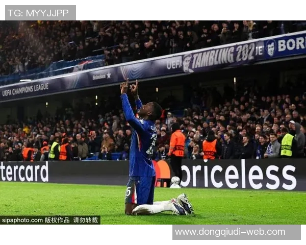 世界杯惊天冷门那不勒斯逆转切尔西5-1全场沸腾